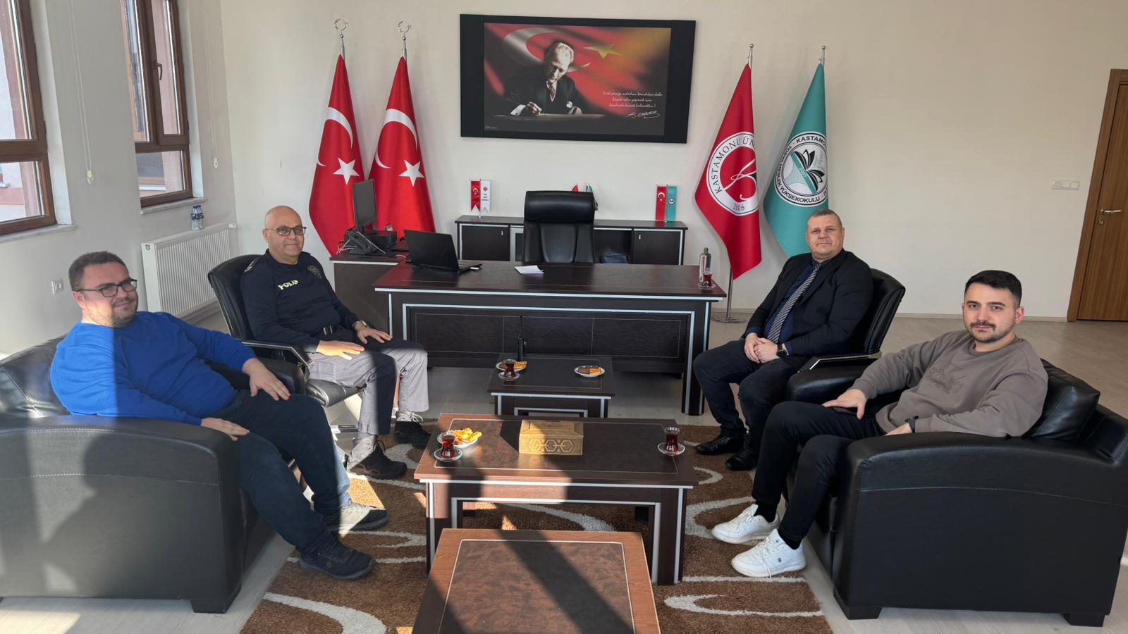 Tosya İlçe Emniyet Müdürü Mutlu Cenkış’tan Tosya MYO’ya İade-i Ziyaret