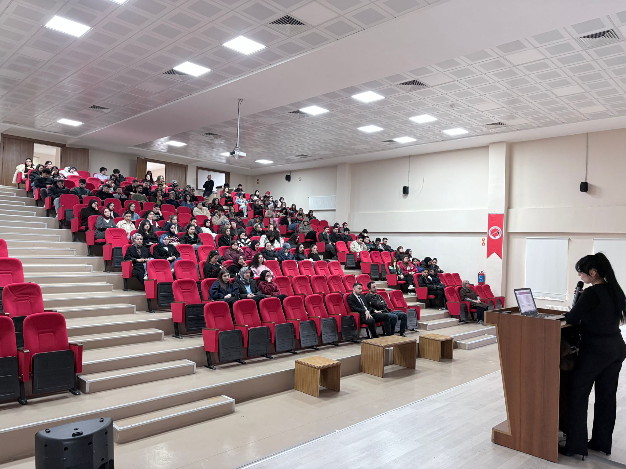 Tosya MYO’da 8 Mart Dünya Kadınlar Günü Semineri Gerçekleştirildi