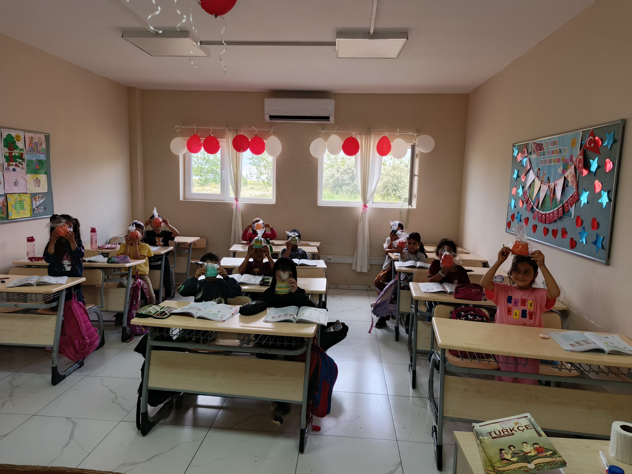 Evde Hasta Bakımı Programı Öğrencileri Anlamlı Bir Sosyal Sorumluluk Faaliyeti Daha Gerçekleştirdi.