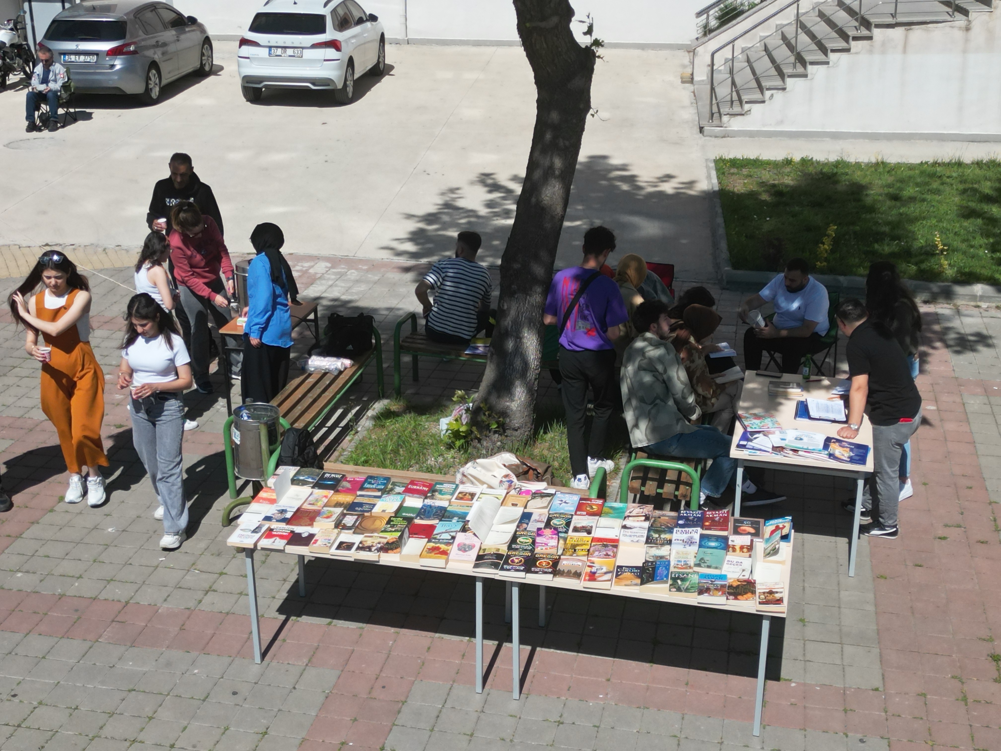 Yüksekokulumuzda Kitap Okuma Farkındalığı Etkinliği Düzenlendi