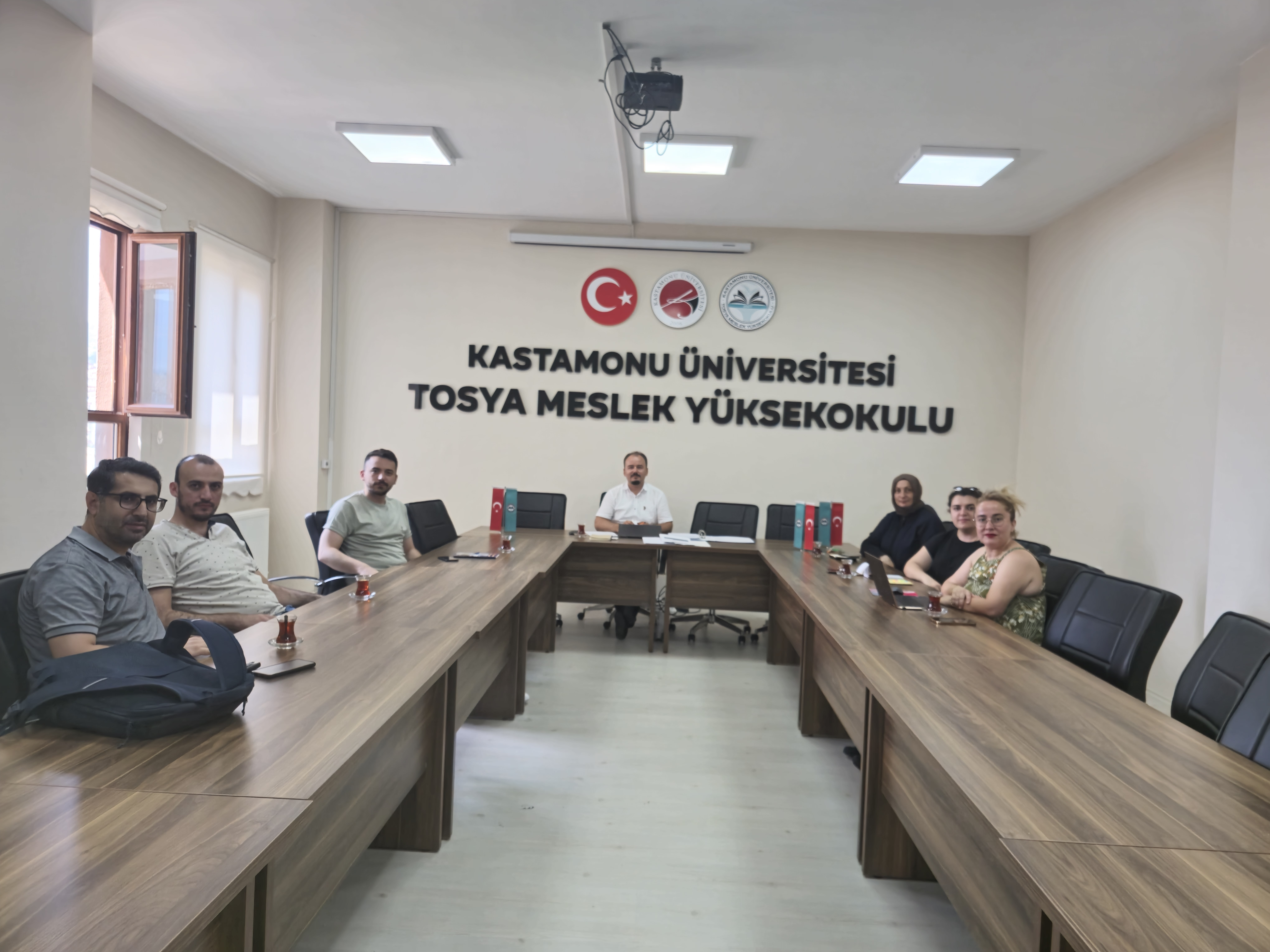 Yüksekokulumuzda Kurumsal Akreditasyon Programı Süreci Değerlendirme Toplantısı Gerçekleştirildi