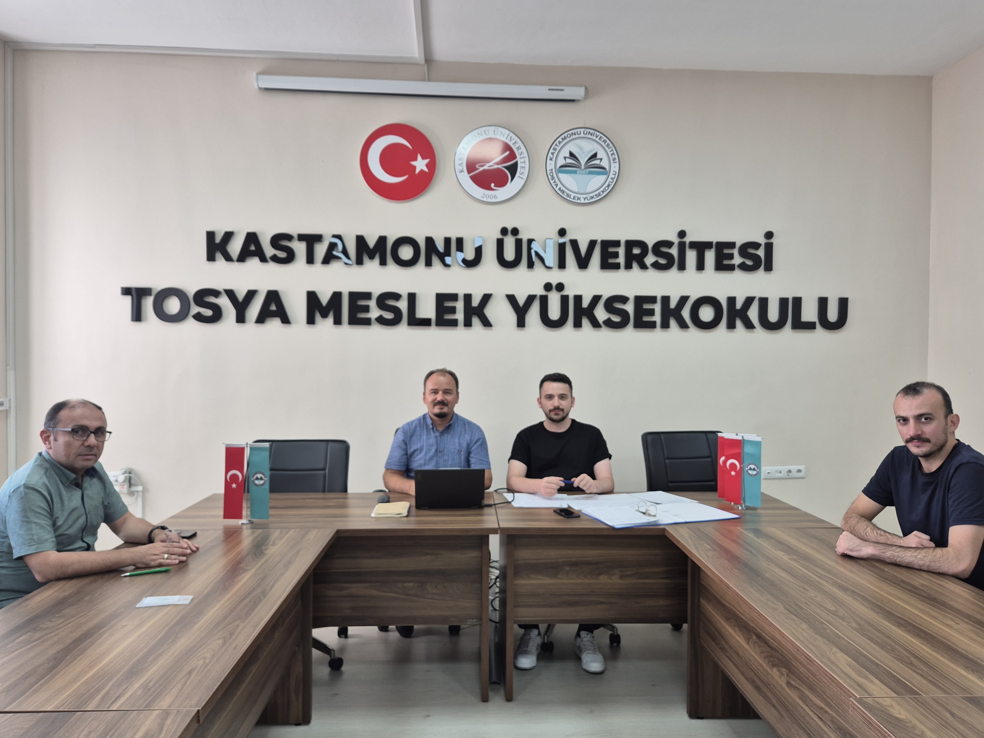 Yüksekokulumuzda Kurumsal Akreditasyon Programı Süreci Değerlendirme Toplantısı Gerçekleştirildi
