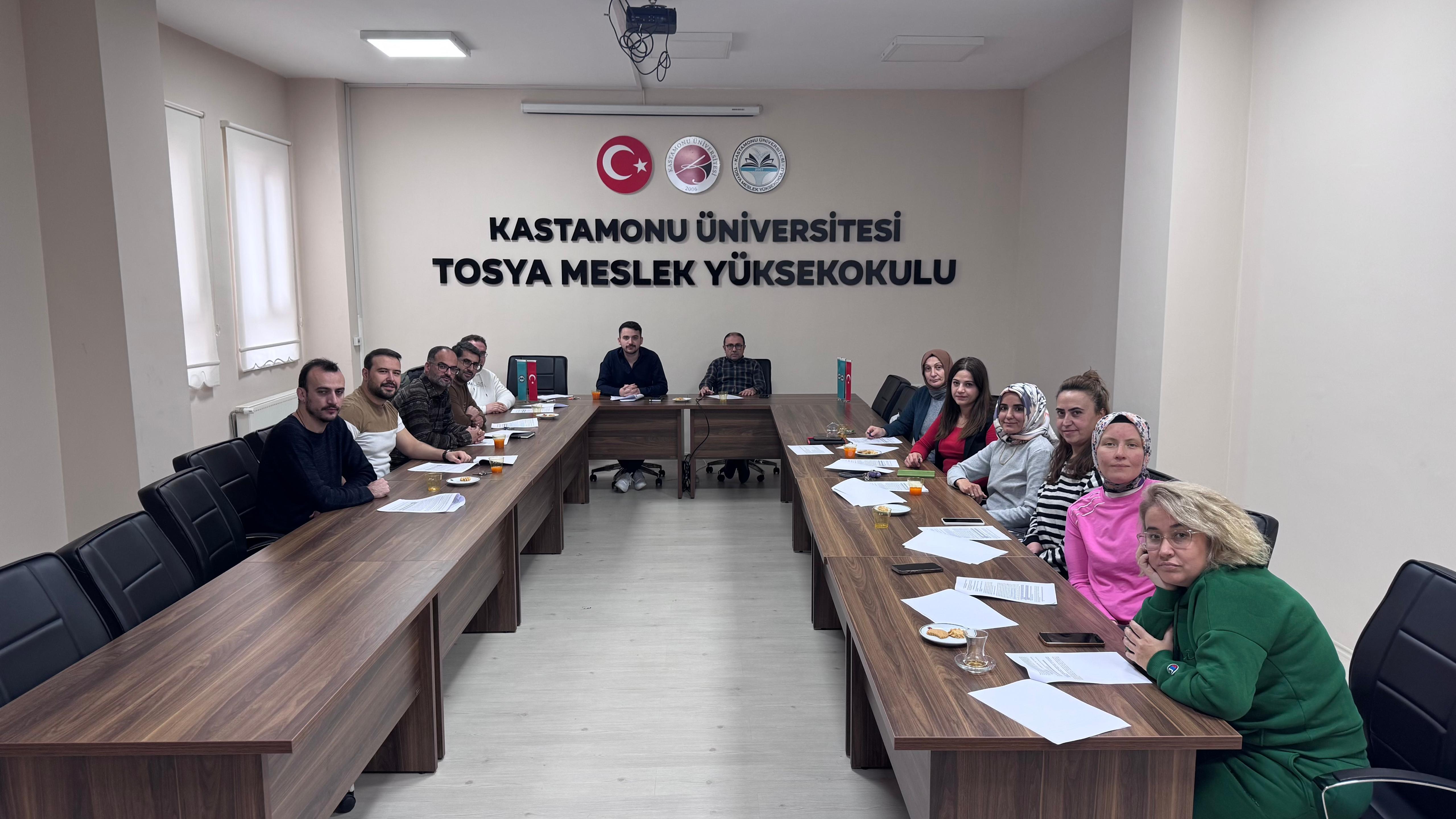 Meslek Yüksekokulumuzda KAP Toplantıları Düzenlendi