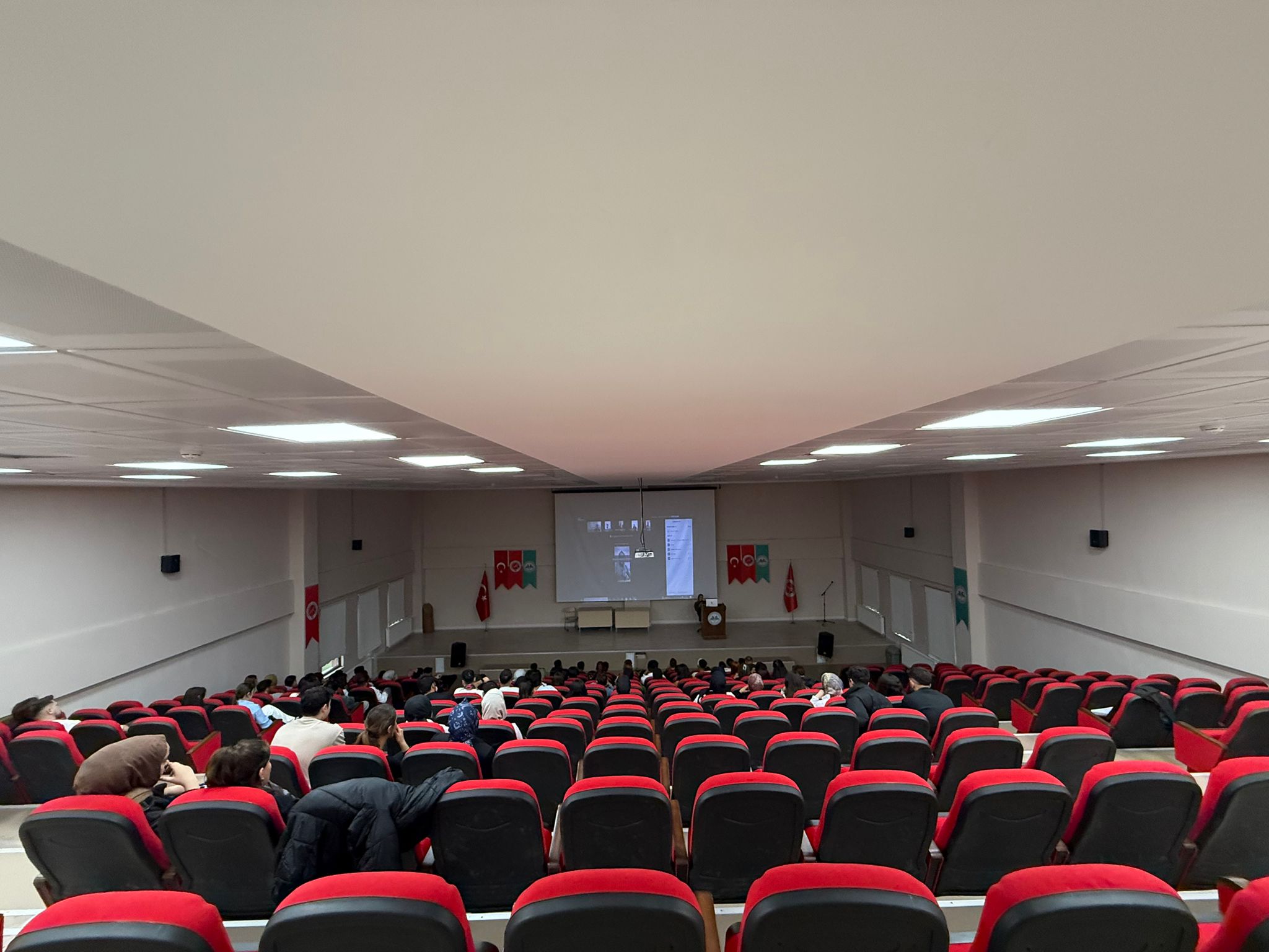 Evde Hasta Bakımı Programı’nda Mezun – Öğrenci Buluşması Düzenlendi.