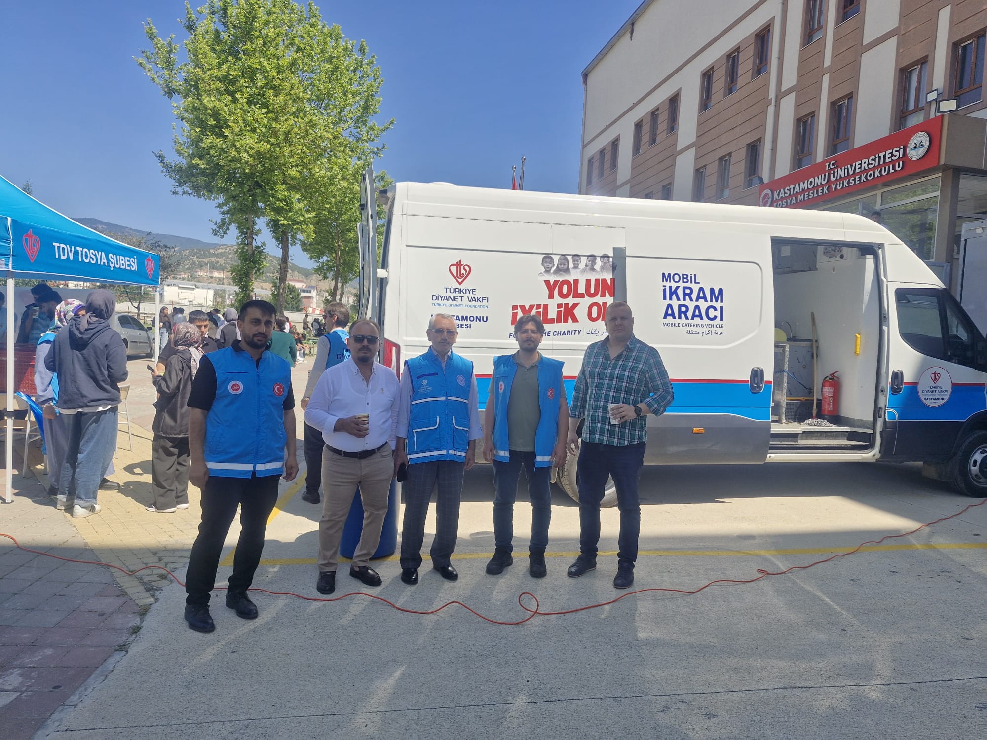 Final Haftasında Sıcak İkramlarla Moral Desteği