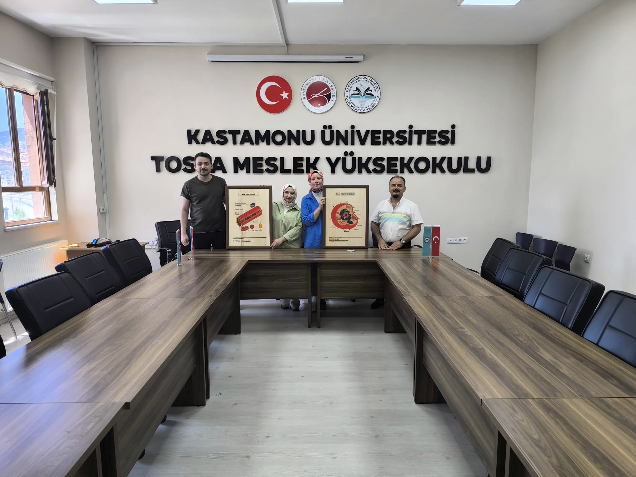 TÜBİTAK 2209-A Kapsamında Hazırlanan Eğitim Materyalleri Tosya MYO’ya Teslim Edildi