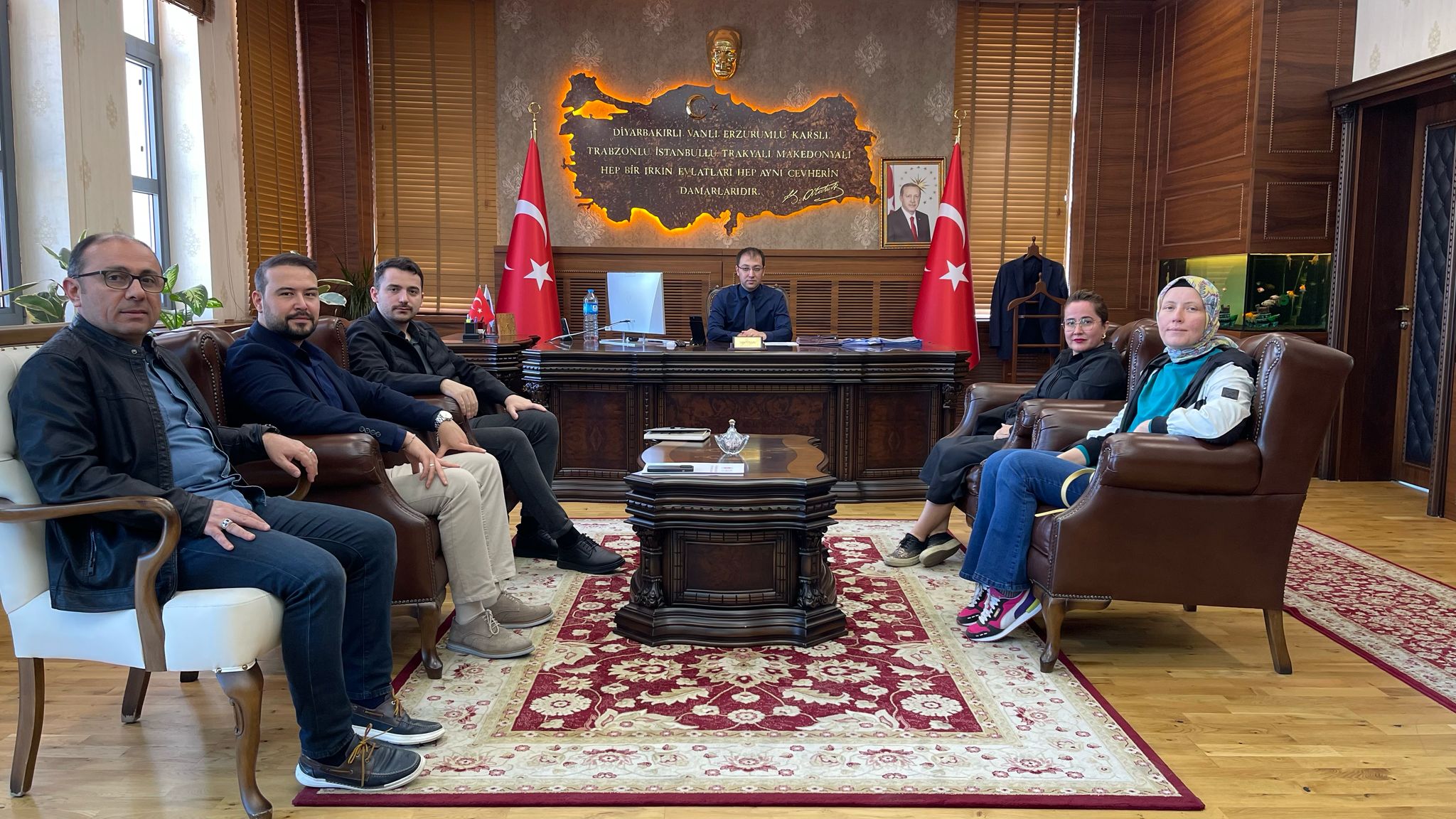 Meslek Yüksekokulumuz Akademisyenleri Tosya Kaymakamı Sayın Uğur Ünsal'ı Ziyaret Etti.