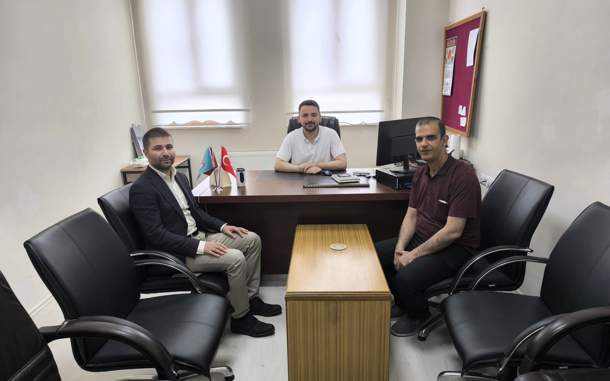 Devrekani TOBB Meslek Yüksekokulu akademisyenleri ve öğrencileri Meslek Yüksekokulumuzu Ziyaret Etti.
