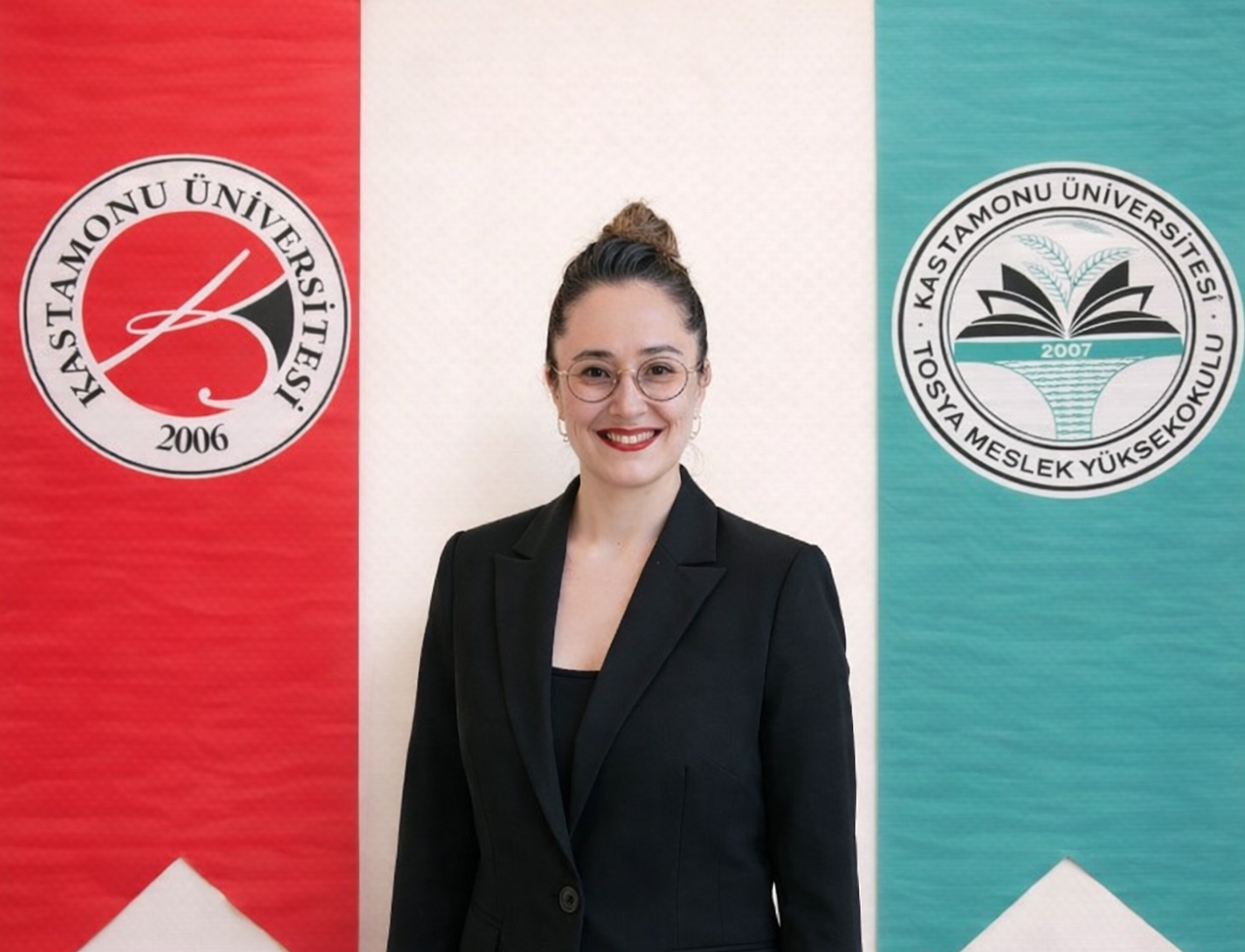 DR. ÖĞR. ÜYESİ YASEMİN ÖZEL